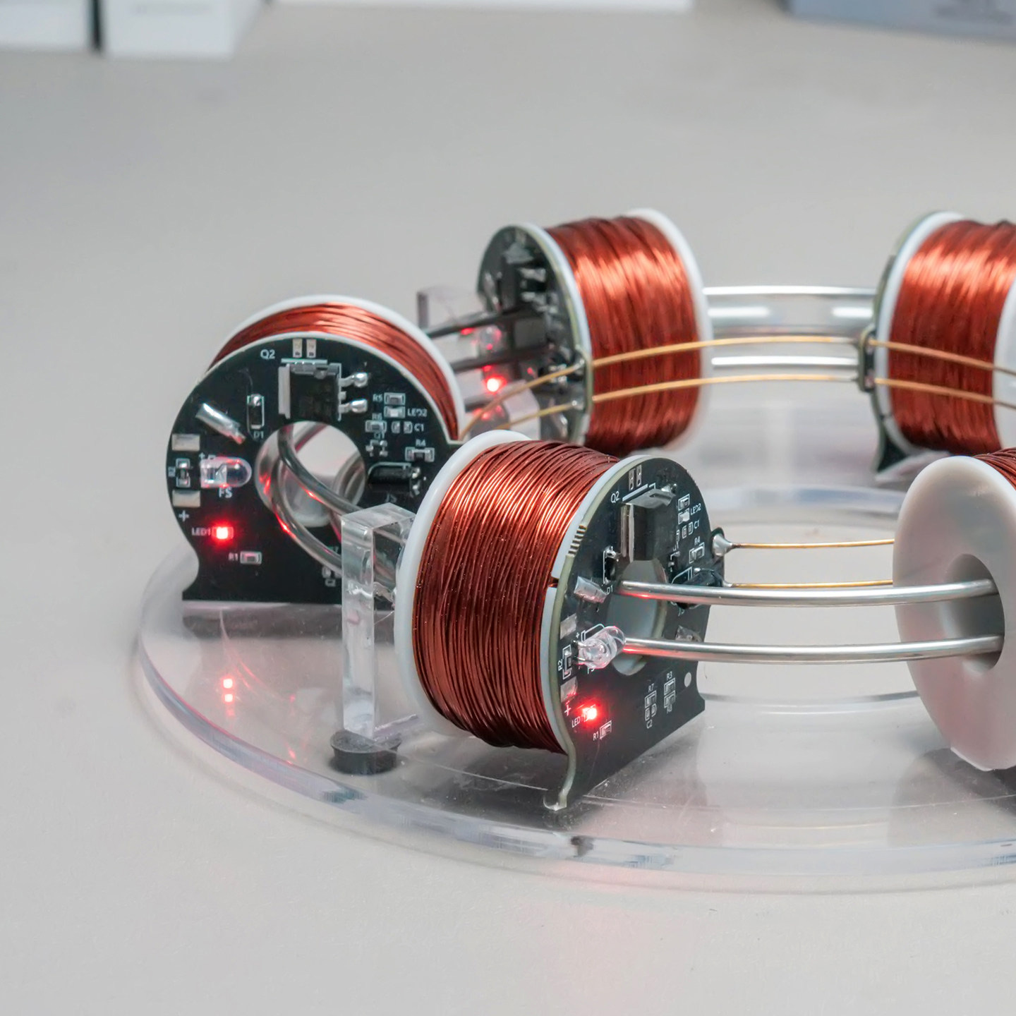 Electromagnetic coil accelerator 6-group coil perpetual motion machine model - Image 2